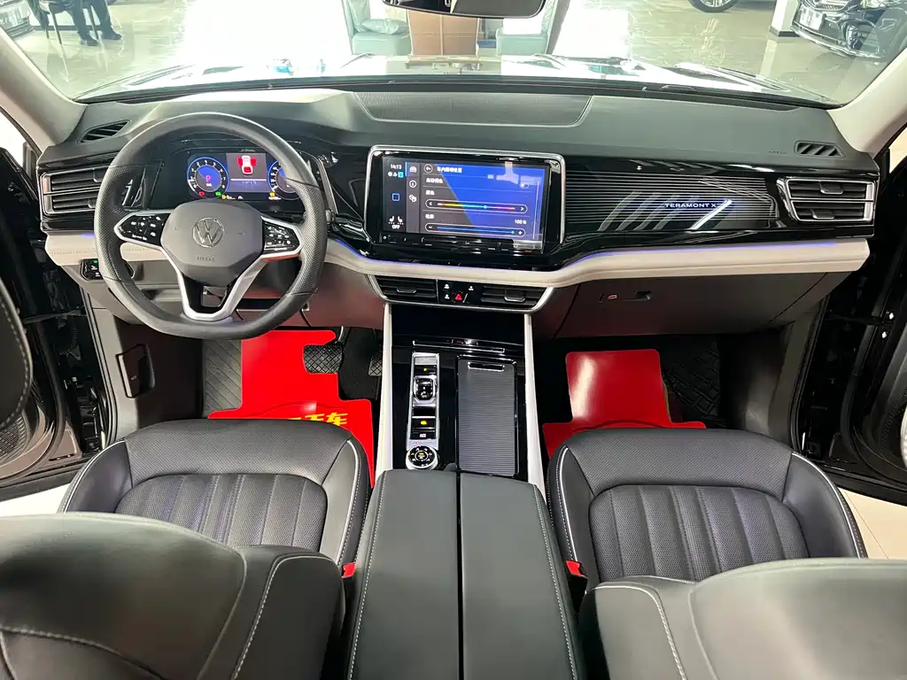 Touron 2023 380TSI four-wheel drive luxury version купить на сайте DeffCars