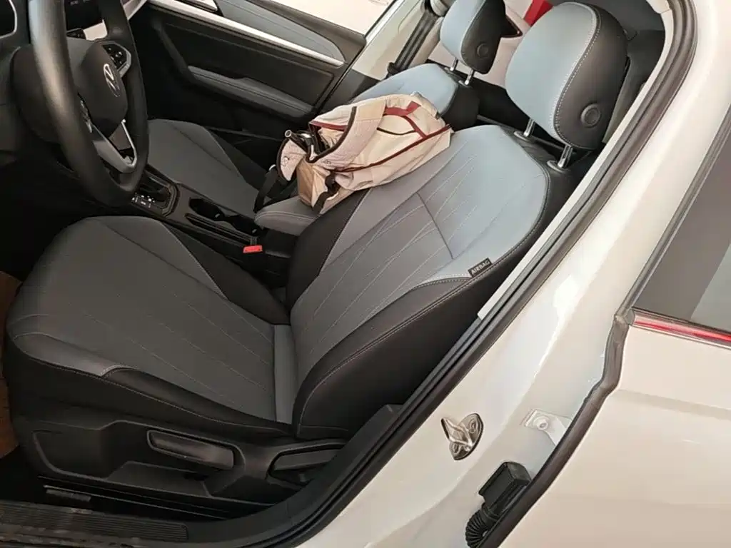 Lavida 2024 1.5L Automatic Starry Sky Five Million Edition купить на сайте DeffCars