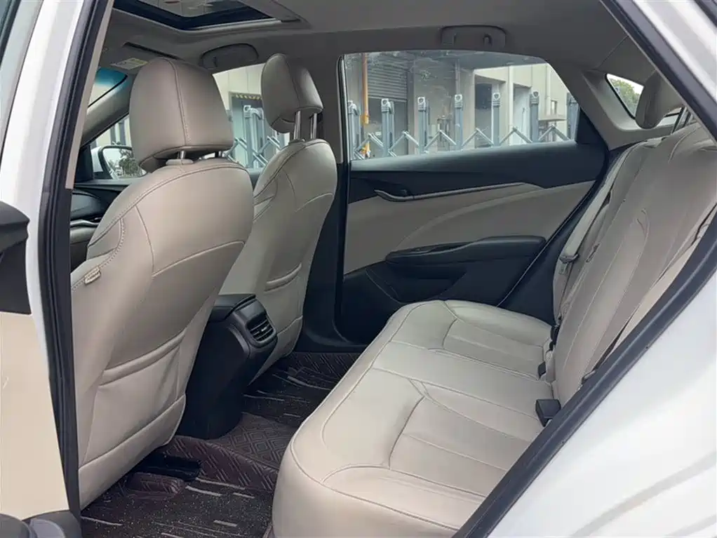 Yinglang 2019 15T dual-clutch interconnected elite model National VI купить на сайте DeffCars