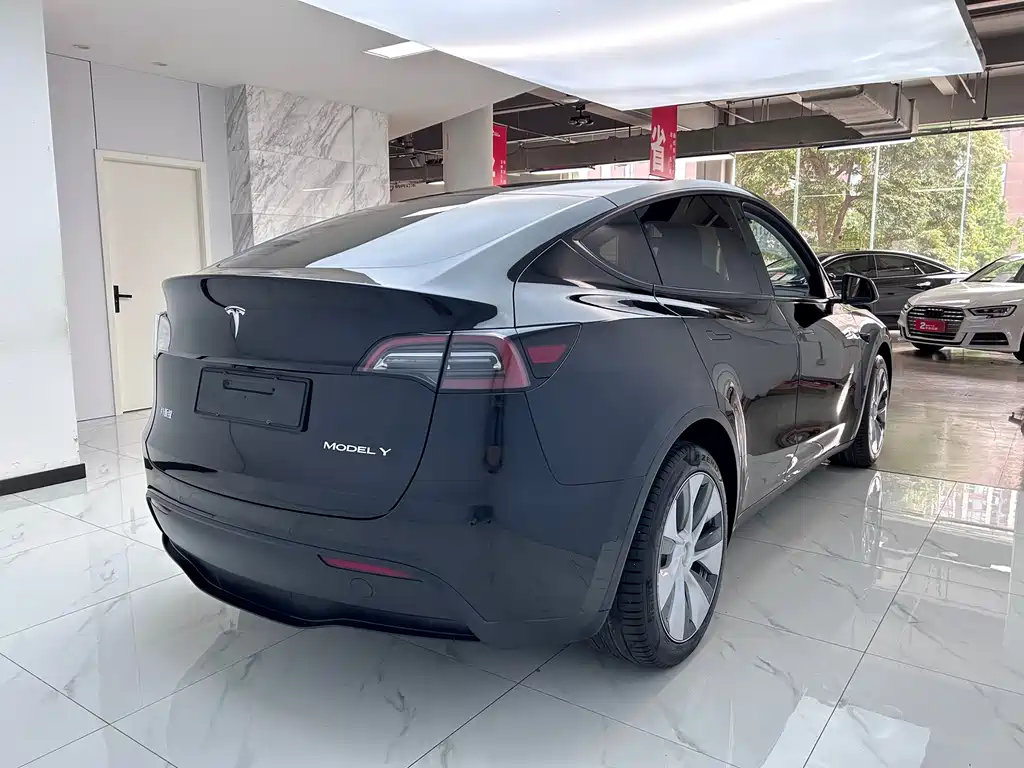 Model Y 2022 facelift rear-wheel drive version купить на сайте DeffCars