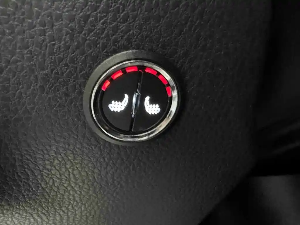 YARiS L Zhixuan 2022 Zhixuan X 1.5L CVT luxury PLUS version купить на сайте DeffCars