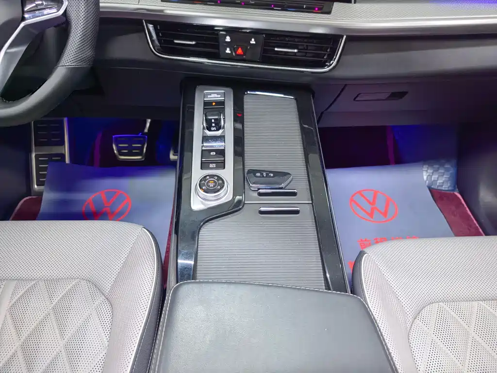 Lanxun 2024 380TSI four-wheel drive R-Line cruise version купить на сайте DeffCars