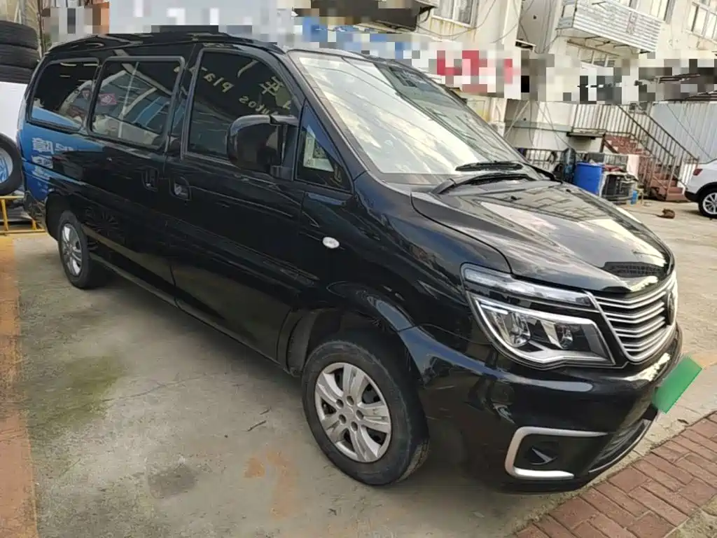 Lingzhi 2022 M5L 1.6L practical 7 seats купить на сайте DeffCars