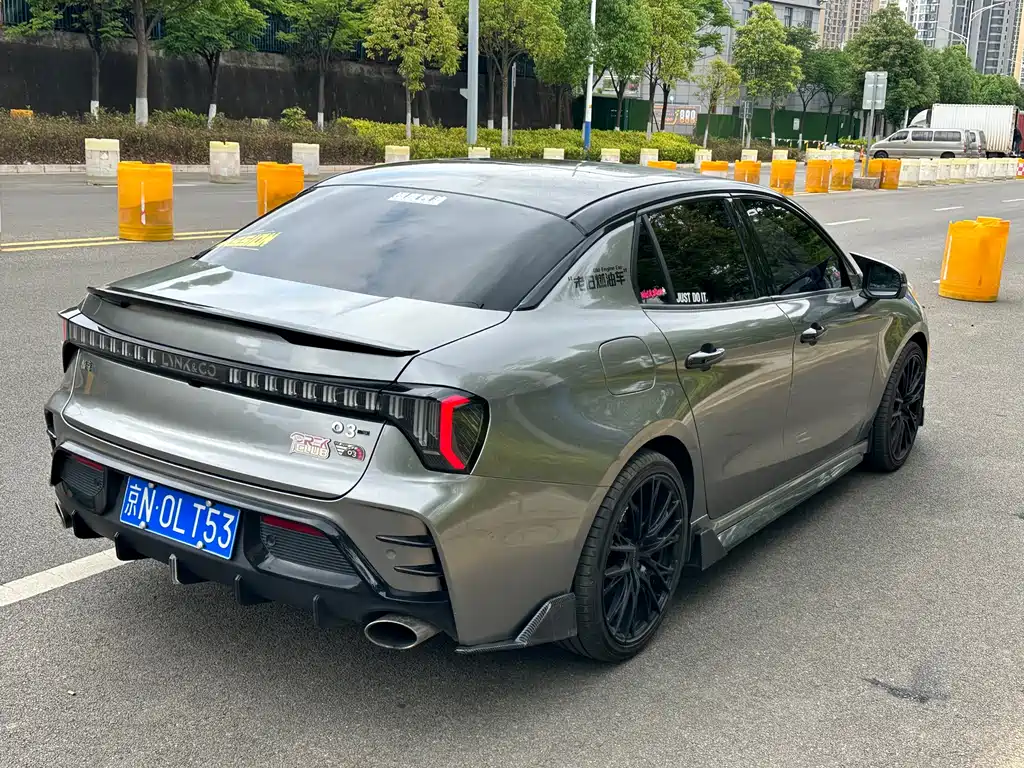 Lynk & Co 03 2023 2.0TD DCT Halo купить на сайте DeffCars