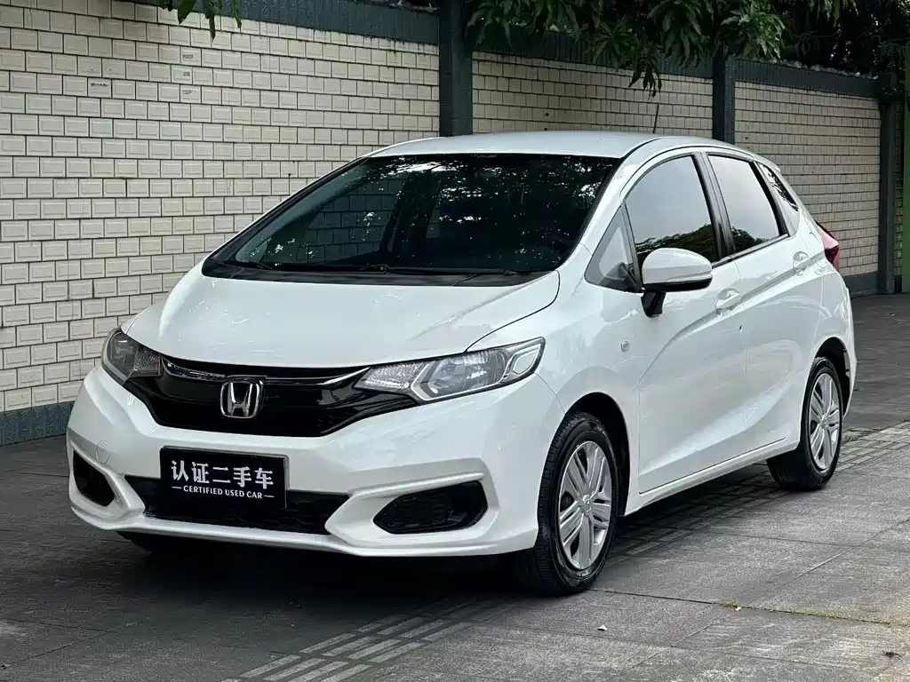 Fit 2018 1.5L CVT Comfort Edition купить на сайте DeffCars