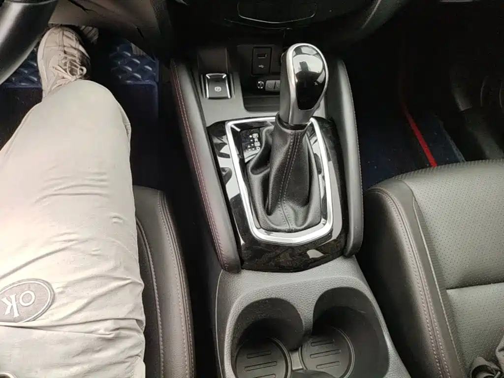 Qashqai 2022 2.0L CVT XV Prem Deluxe Edition купить на сайте DeffCars