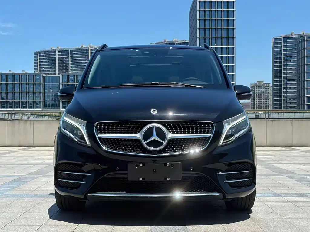 Mercedes-Benz V-Class 2021 V 260 L Long Wheelbase Luxury Edition купить на сайте DeffCars