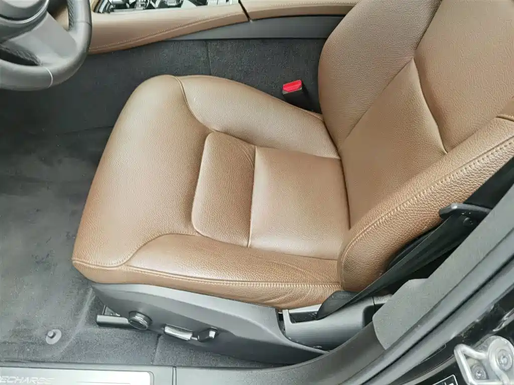 Volvo S90 plug-in hybrid 2024 plug-in hybrid four-wheel drive long range Zhiyi luxury version купить на сайте DeffCars