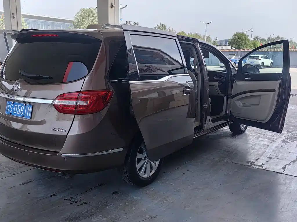 Buick GL8 2018 28T Comfort Type National VI купить на сайте DeffCars