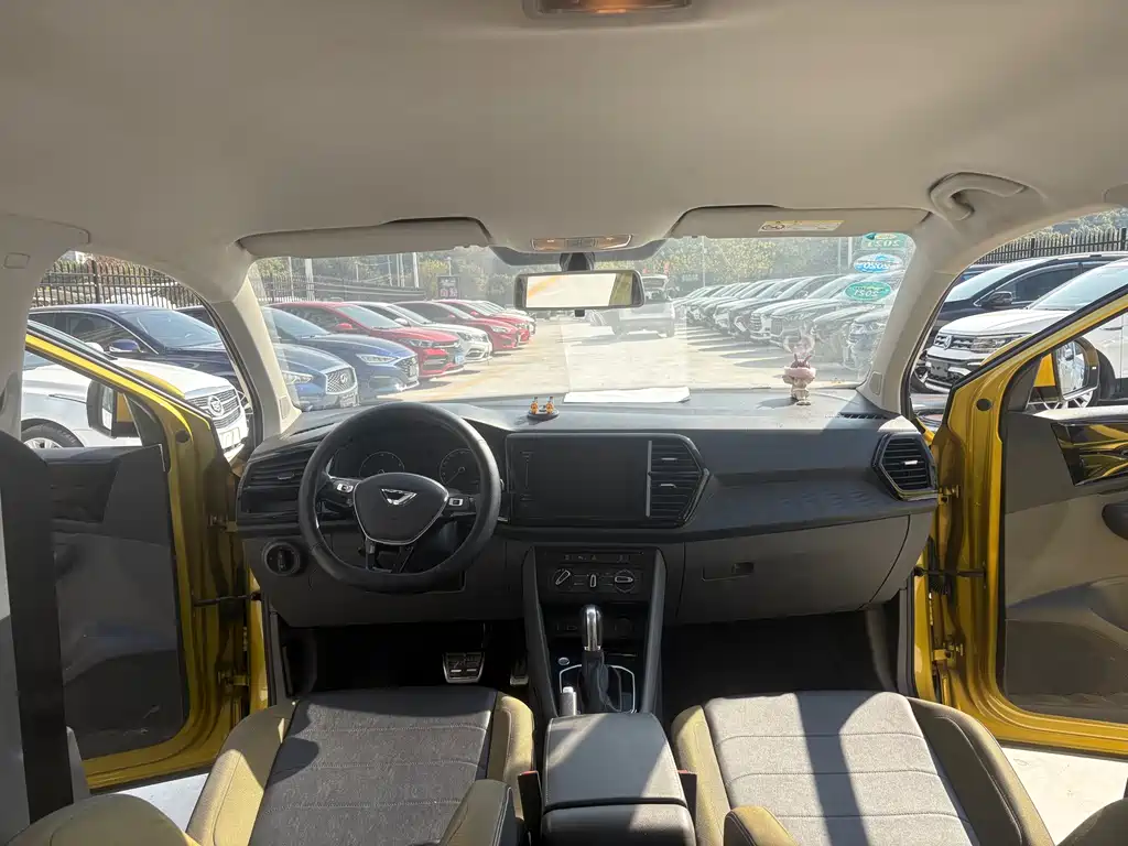 Jetta VS5 2019 280TSI automatic joy model купить на сайте DeffCars