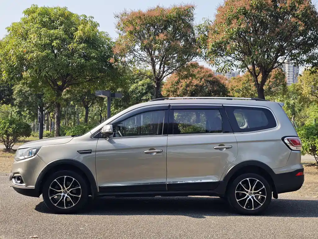 Jingyi X6 2017 Enjoy Series 1.5T CVT Luxury Model купить на сайте DeffCars