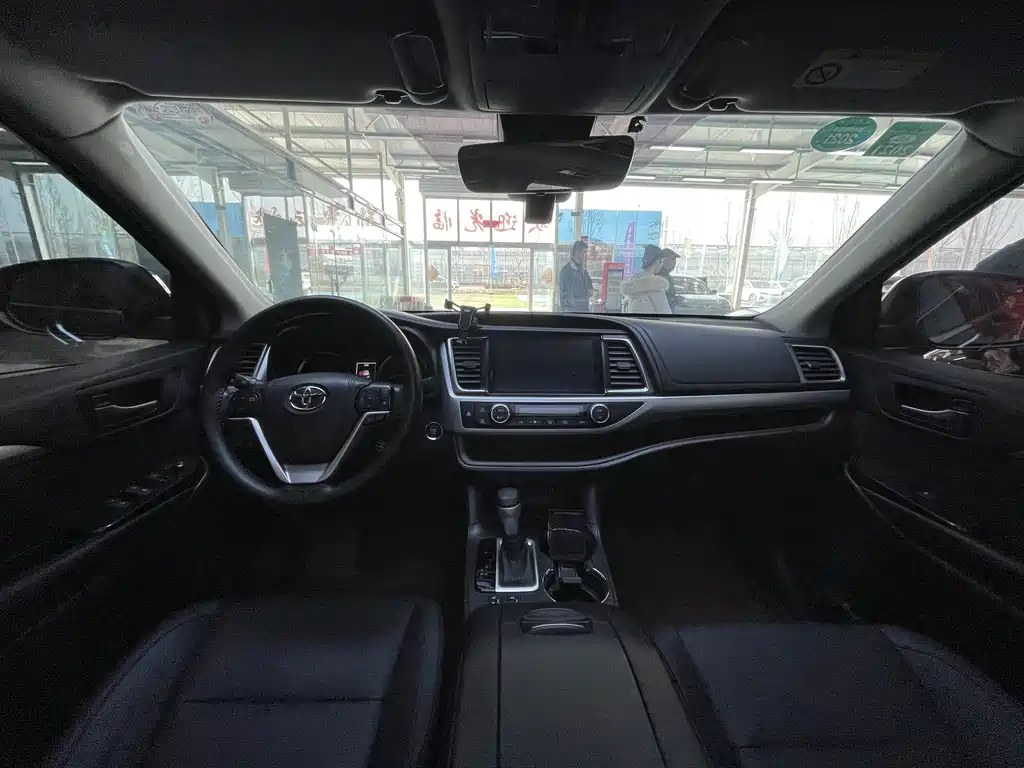 Highlander 2018 2.0T four-wheel drive premium version, 7 seats, National VI купить на сайте DeffCars