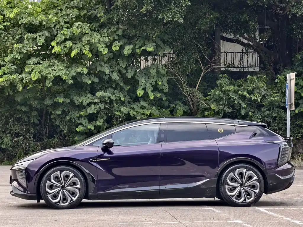 Gaohe HiPhi X 2021 flagship version 6 seats купить на сайте DeffCars