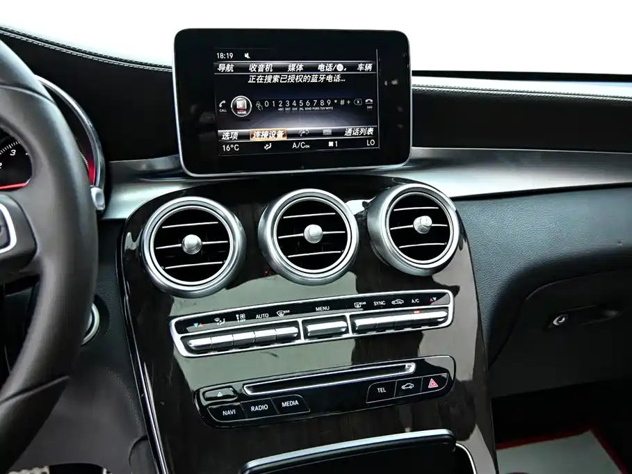 Mercedes-Benz GLC 2019 facelift GLC 260 L 4MATIC luxury model купить на сайте DeffCars