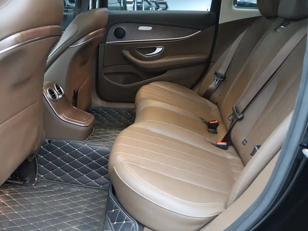 Mercedes-Benz E-Class 2023 E 300 L Fashion купить на сайте DeffCars