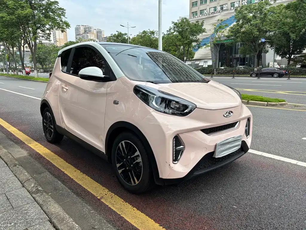Little Ant 2022 model facelift sweet pink version half sugar lithium iron phosphate 30.7kWh 30kW 301km купить на сайте DeffCars