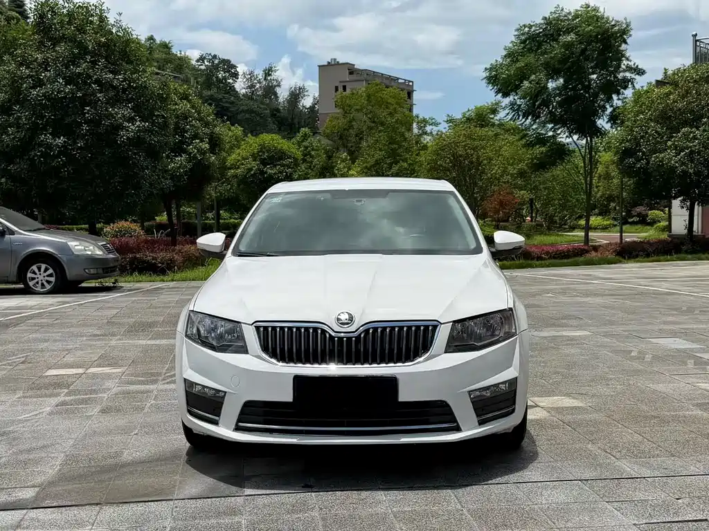 Octavia 2017 1.6L Automatic Edition купить на сайте DeffCars