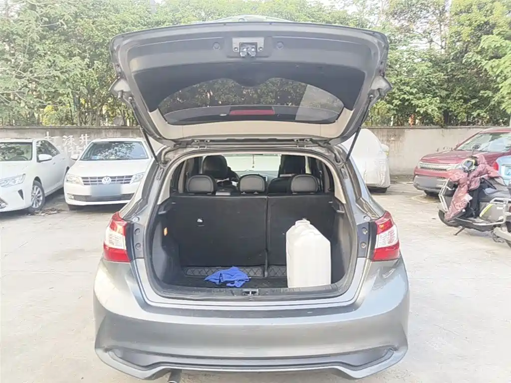 Tiida 2019 1.6L CVT Smart Travel Edition National VI купить на сайте DeffCars
