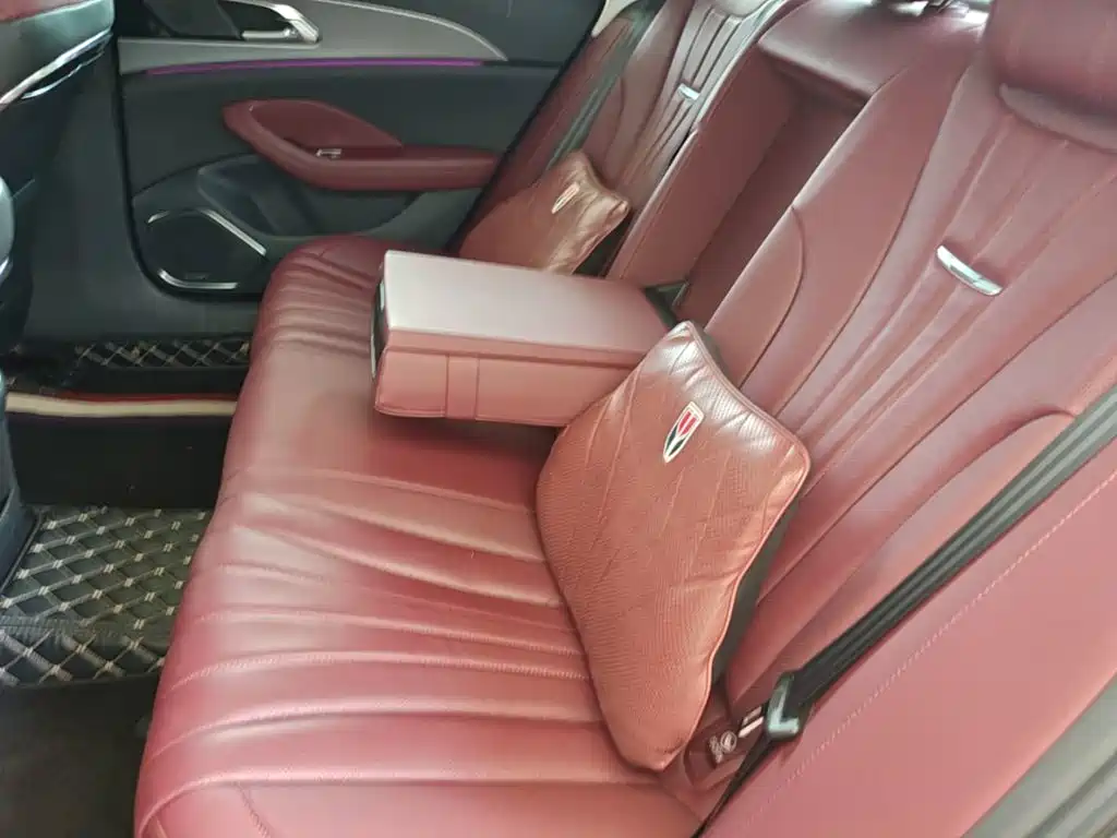 Hongqi H5 2024 2.0T Automatic Zhilianqichang Edition купить на сайте DeffCars