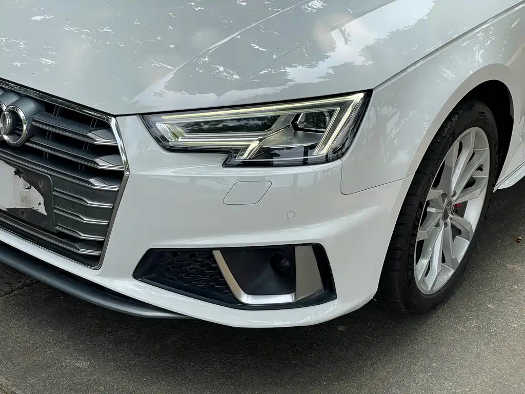 Audi A4L 2019 45 TFSI quattro Personality Sport Edition Country VI купить на сайте DeffCars