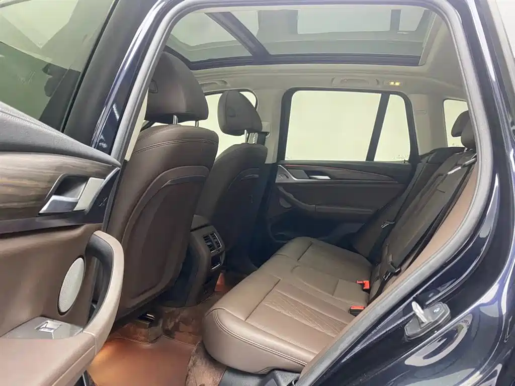 BMW X3 2023 Facelift xDrive30i Leading M Night Package купить на сайте DeffCars