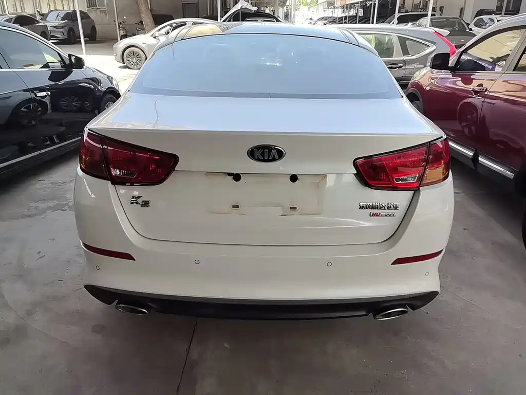 Kia K5 2015 2.0L automatic GLS купить на сайте DeffCars