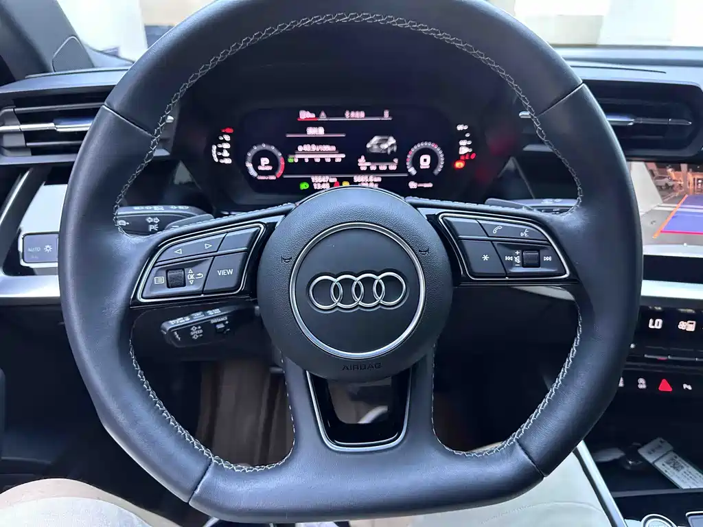 Audi A3 2023 A3L Limousine 35 TFSI Fashionable and Sporty купить на сайте DeffCars