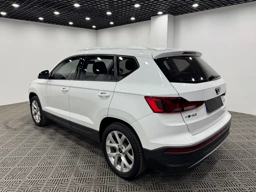 Jetta VS5 2023 280TSI automatic aggressive model купить на сайте DeffCars