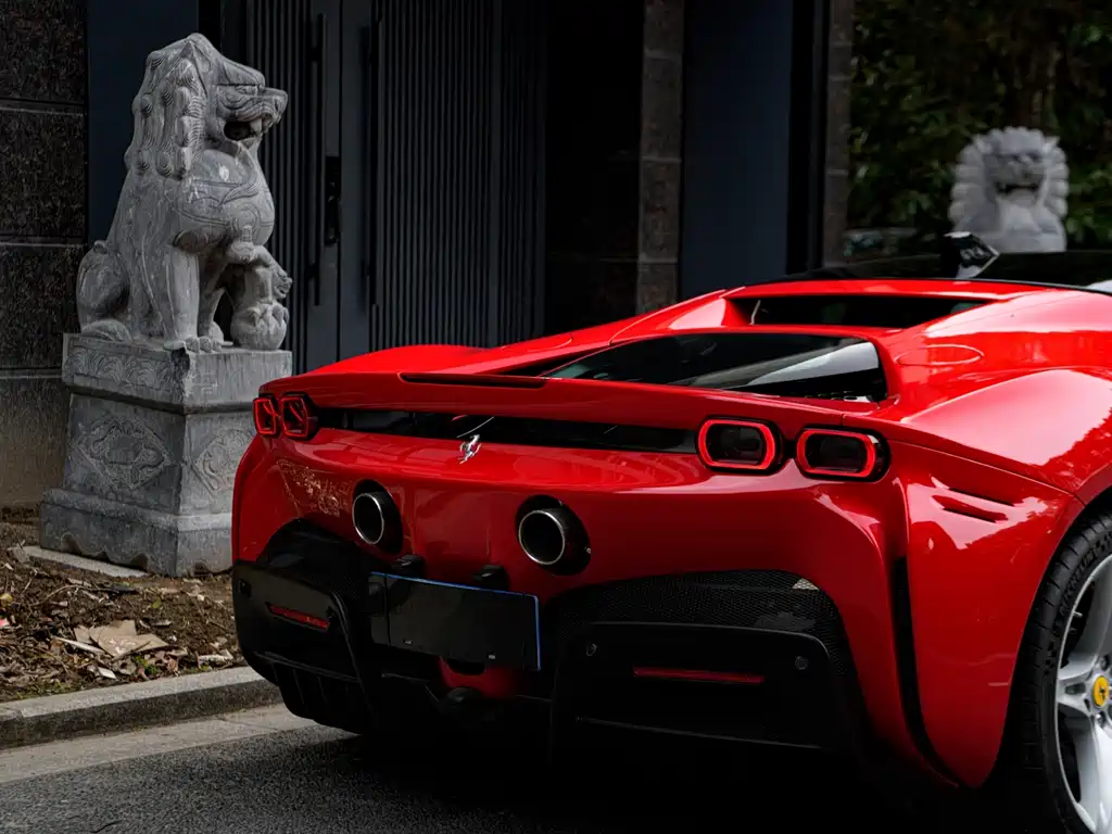 SF90 2020 3.9T V8 Stradale купить на сайте DeffCars