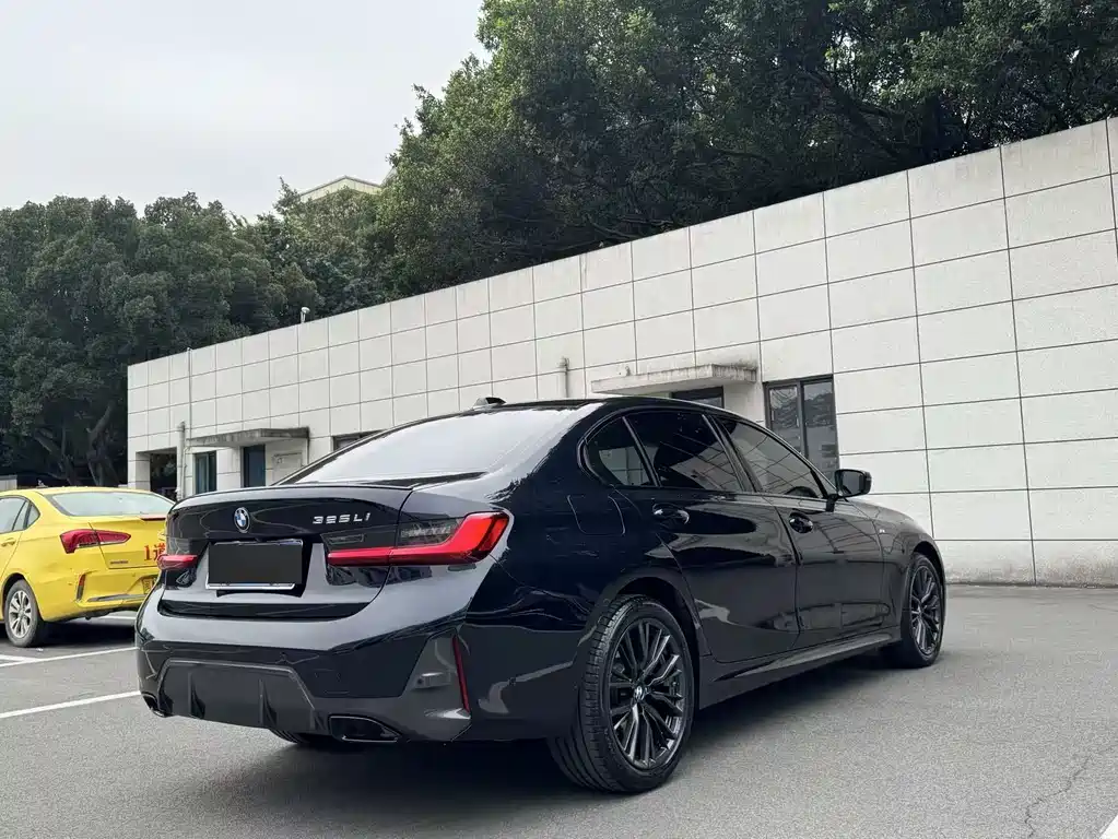 BMW 3 Series 2024 325Li M Sports Night Package купить на сайте DeffCars