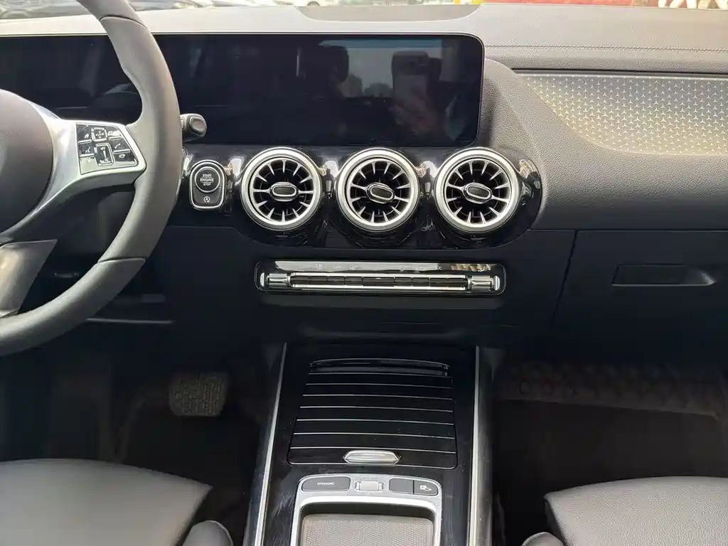 Mercedes-Benz GLA 2024 GLA 220 купить на сайте DeffCars
