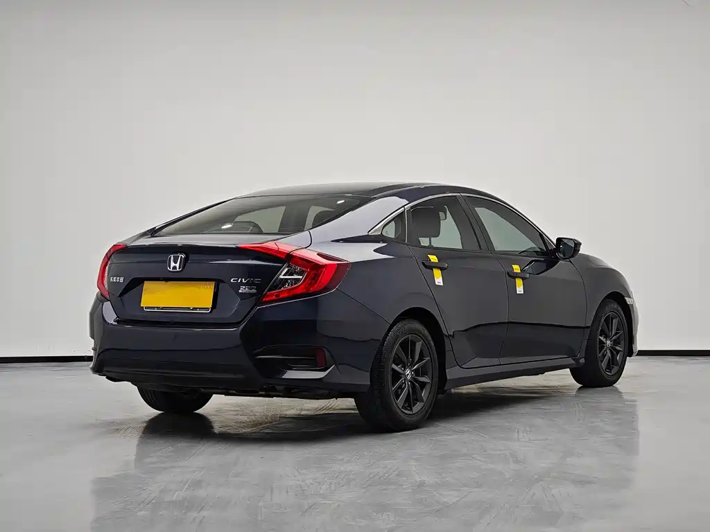 Civic 2019 220TURBO CVT Dynamic Edition National VI купить на сайте DeffCars