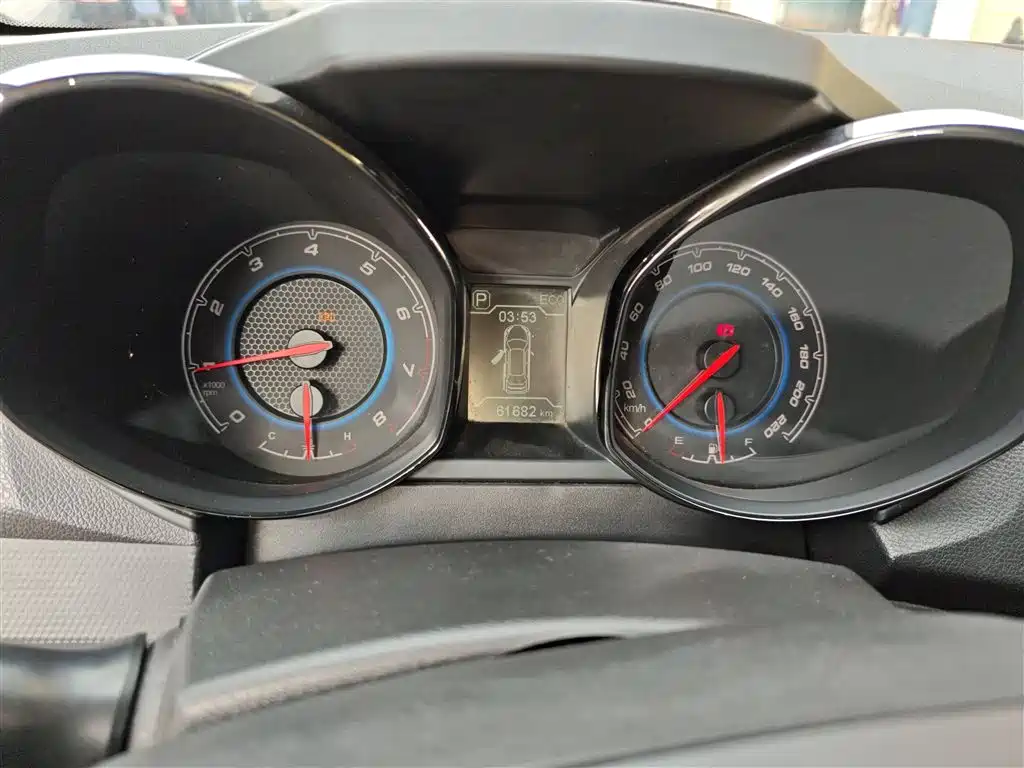 Kaiyi X5 2017 2.0L CVT luxury model купить на сайте DeffCars