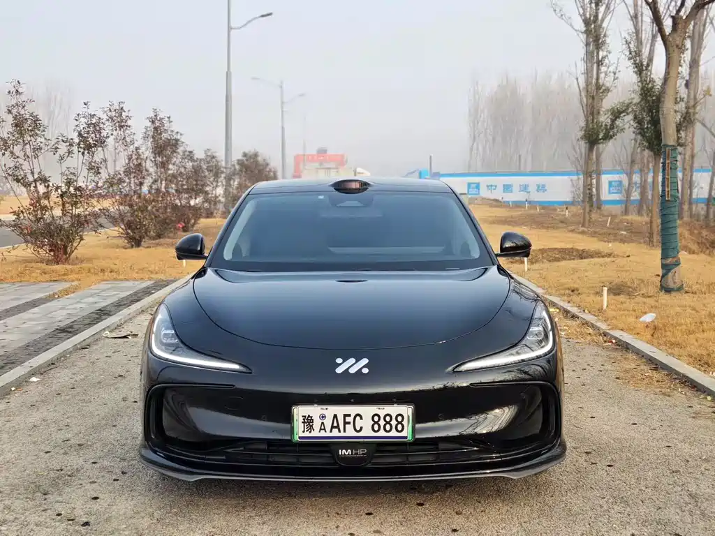 Zhiji L6 2024 Max Standard Edition купить на сайте DeffCars