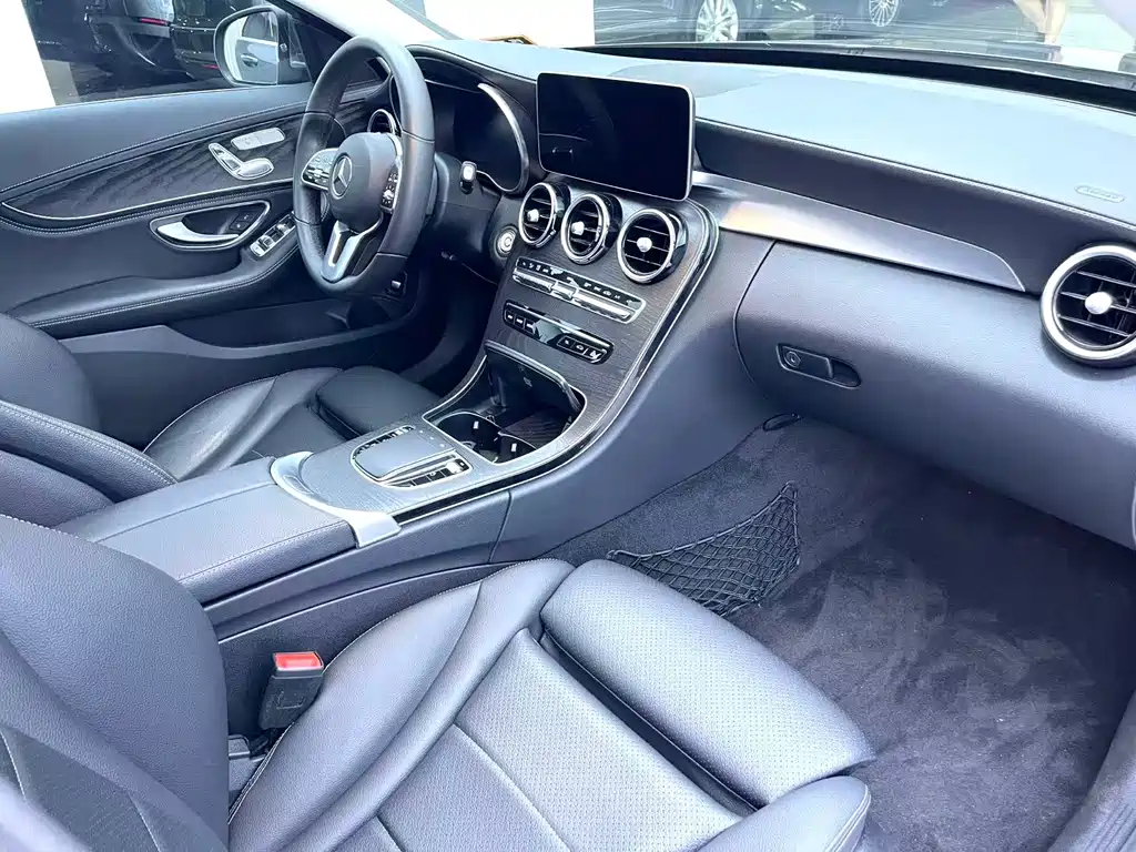 Mercedes-Benz C-Class 2019 C 260 L Sports Edition купить на сайте DeffCars