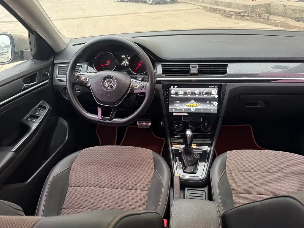 C-TREK Weiling 2018 230TSI DSG luxury model купить на сайте DeffCars