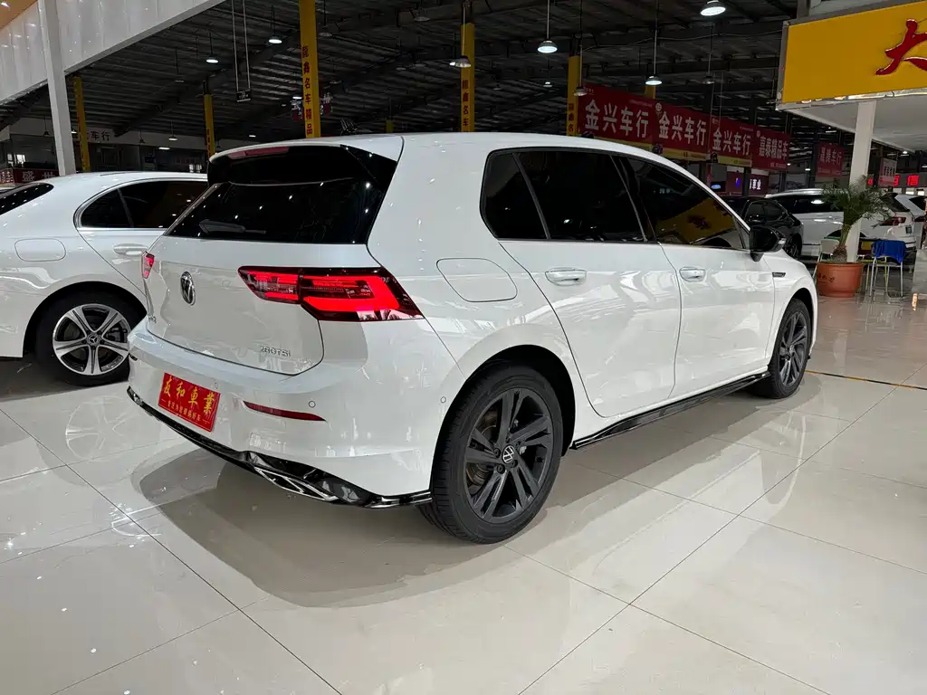 Golf 2023 280TSI DSG R-Line Lite купить на сайте DeffCars