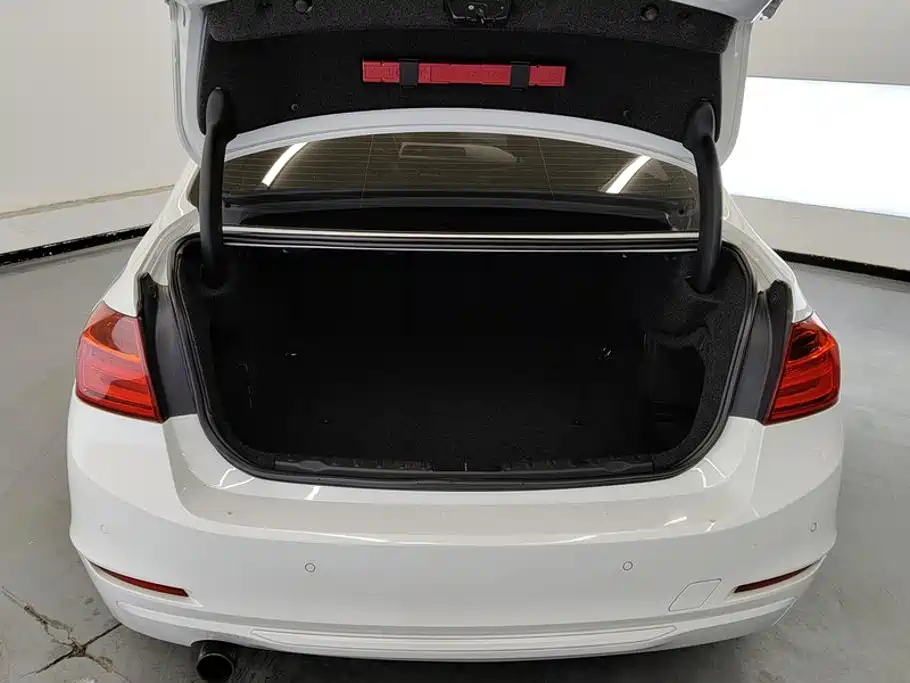 BMW 3 Series 2013 320i Fashion купить на сайте DeffCars