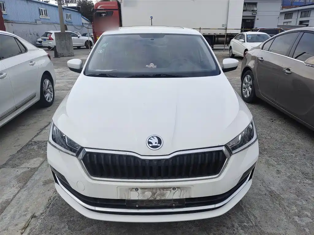 Xindong 2020 1.5L automatic comfort version купить на сайте DeffCars
