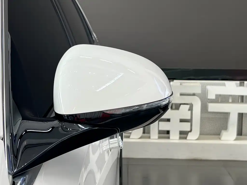 Mercedes-Benz E-Class 2024 E 260 L купить на сайте DeffCars