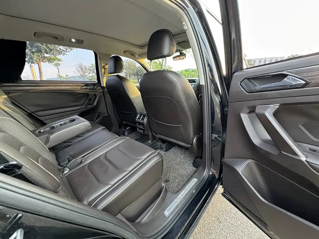 Tiguan L 2018 330TSI automatic two-wheel drive flagship version купить на сайте DeffCars