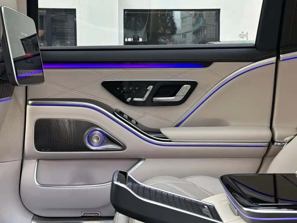 Maybach S-Class 2023 S 680 4MATIC купить на сайте DeffCars