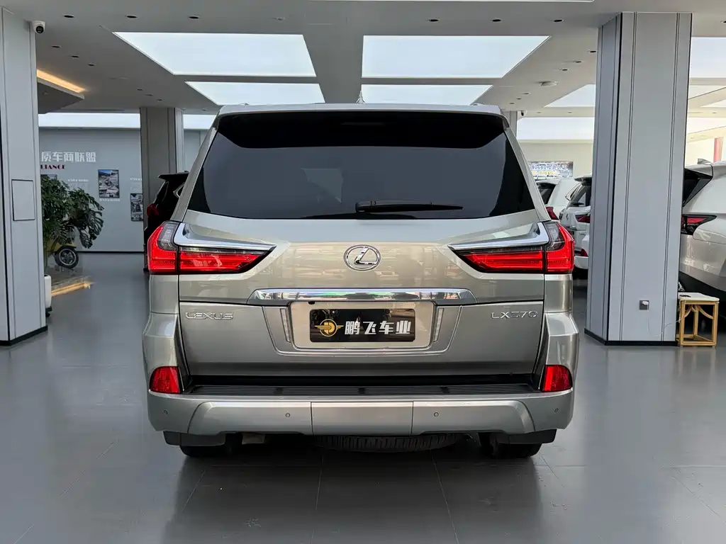 Lexus LX 2019 570 Premium Luxury Edition купить на сайте DeffCars