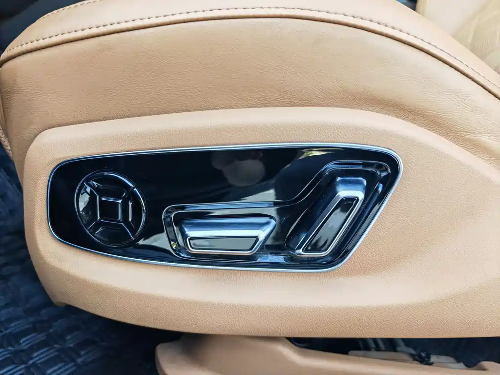 Audi A8 2021 A8L 50 TFSI quattro comfort type купить на сайте DeffCars