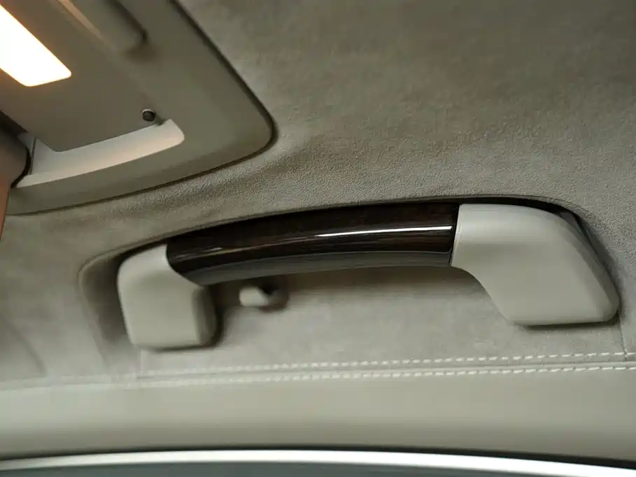 BMW 7 Series 2010 760Li купить на сайте DeffCars