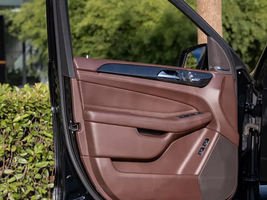 Mercedes-Benz GLS 2018 facelift GLS 400 4MATIC luxury model купить на сайте DeffCars