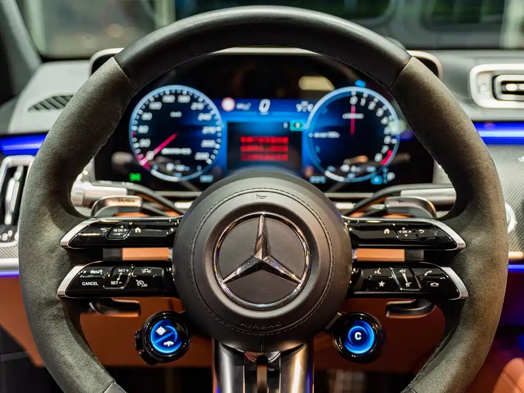 Mercedes-Benz S-Class AMG New Energy 2024 AMG S 63 L E Performance купить на сайте DeffCars