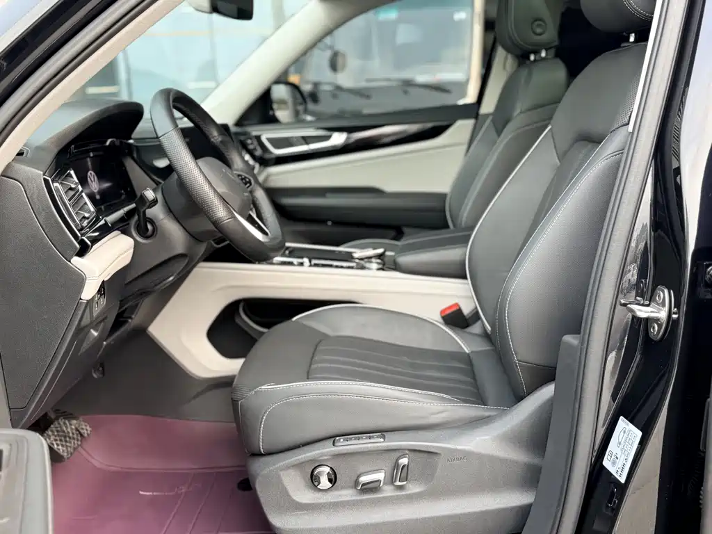 Touron 2023 380TSI four-wheel drive luxury version купить на сайте DeffCars