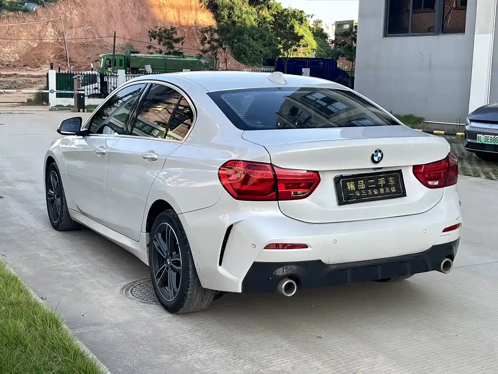 BMW 1 Series 2021 facelift 120i M sports version купить на сайте DeffCars