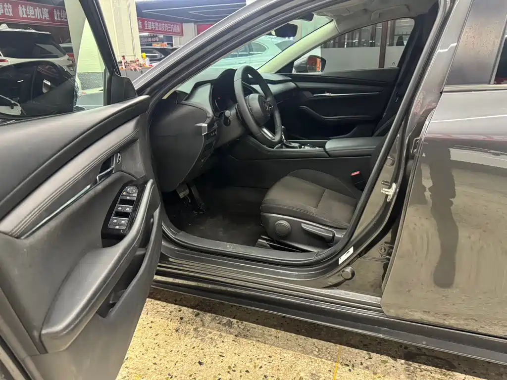 Mazda3 Angkesela 2021 2.0L automatic quality version купить на сайте DeffCars